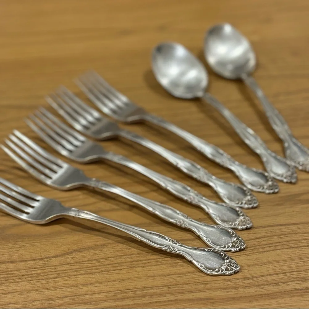 Oneida Community Affection Silverplate 1960 Flatware ( set of 7)